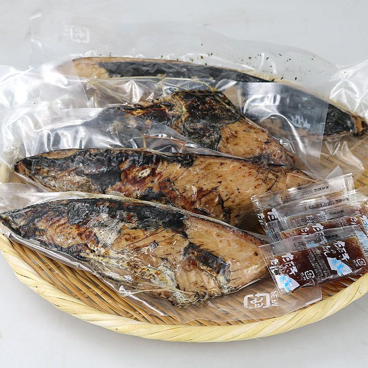 かつおたたき 900g カツオタタキ 鰹 炭火仕上げ 静岡県産 一本釣り